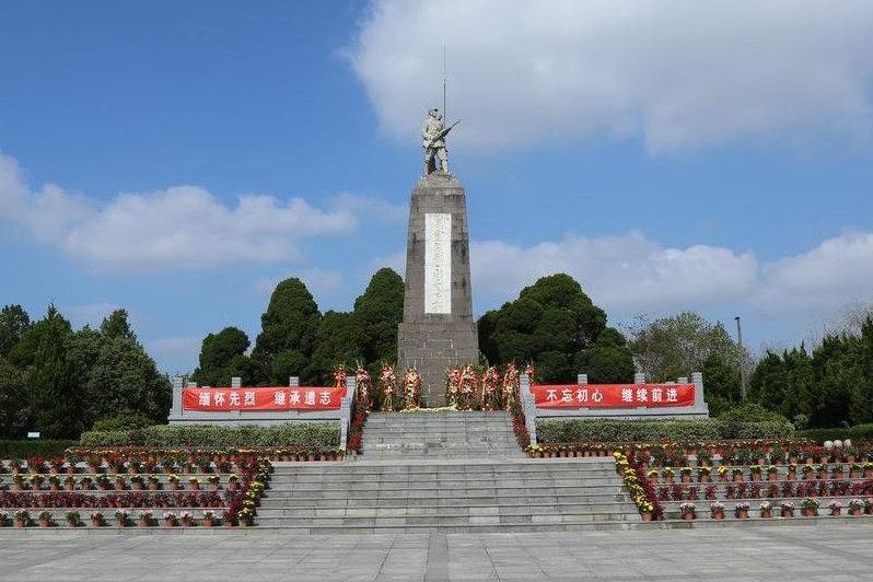 濟南革命烈士陵園(濟南英雄山革命烈士陵園)