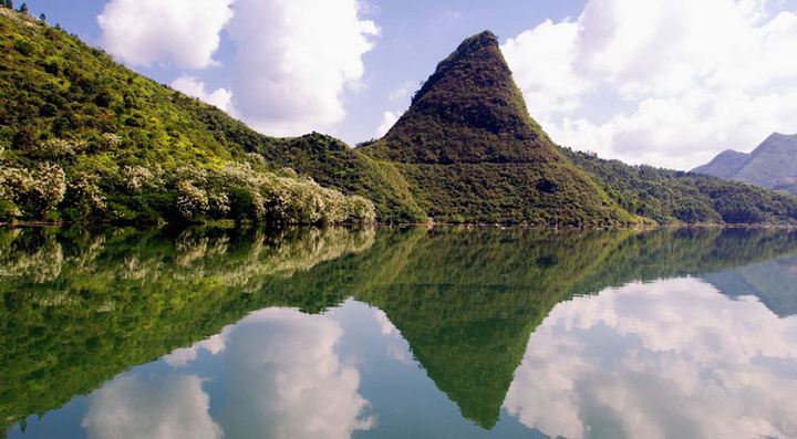 岩灘湖