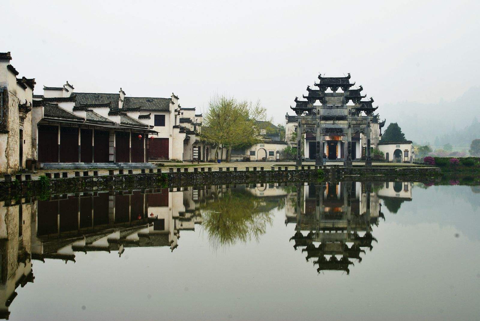 西遞村古建築群(西遞（西遞村古建築群）)