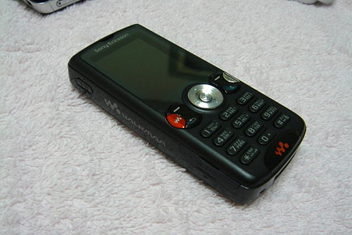 索愛W810