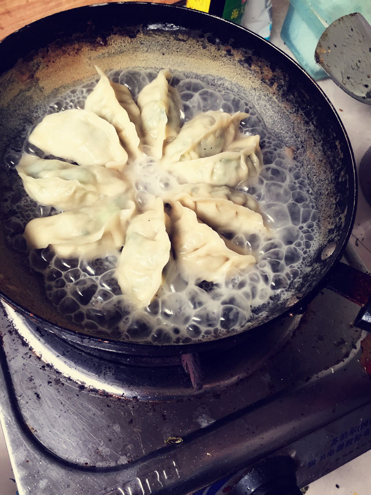 餃子鍋貼