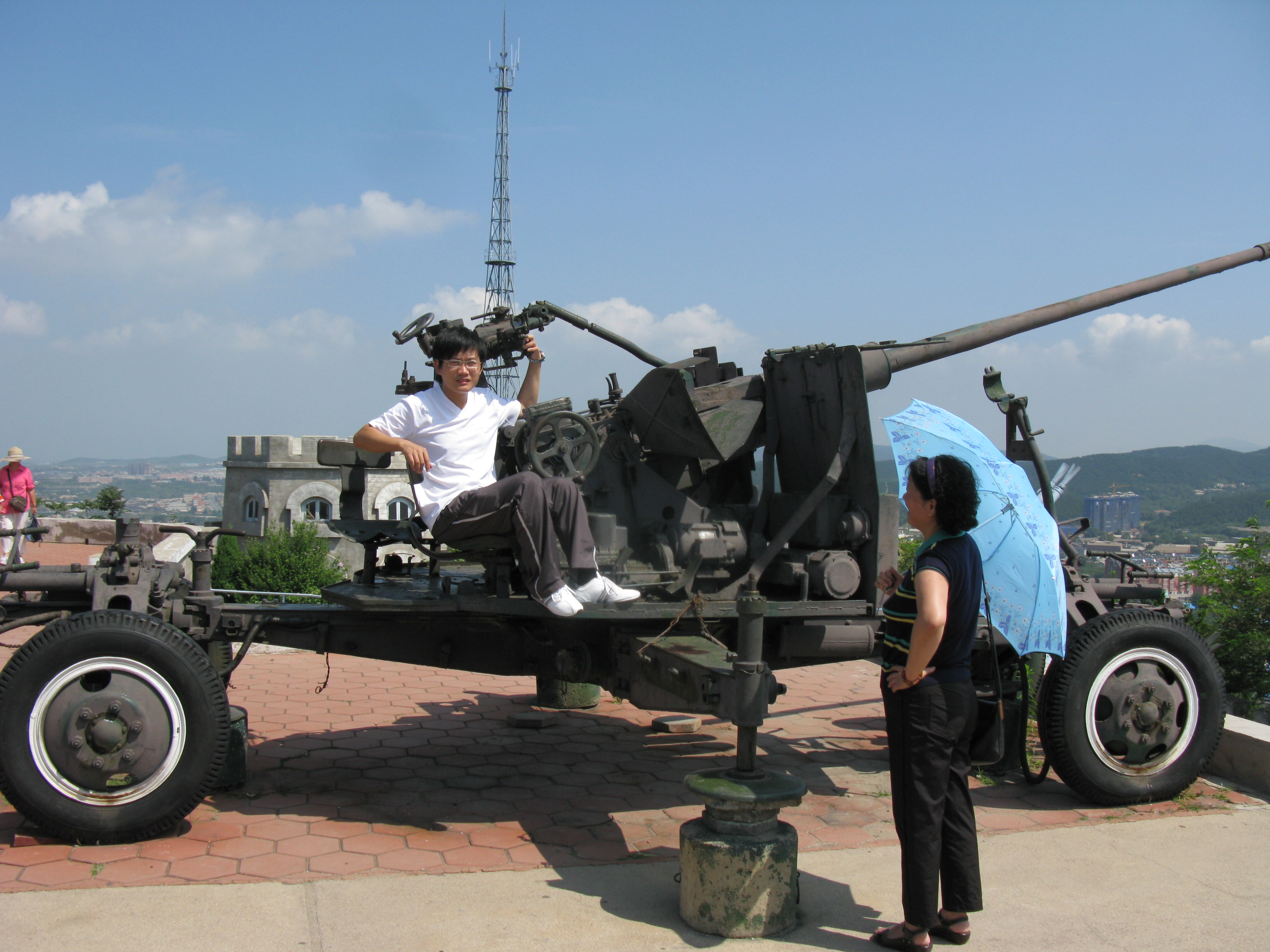 旅順海軍兵器館