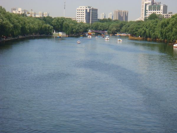 泰宸湖畔佳園