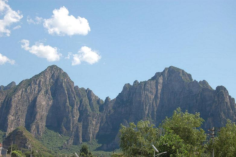 十渡蝙蝠山 拍攝：京南方圓