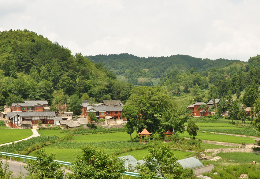 穿洞村(貴州省甕安縣銀盞鄉下轄村)