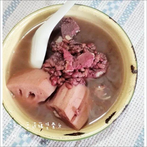 赤小豆蓮藕煲豬骨湯