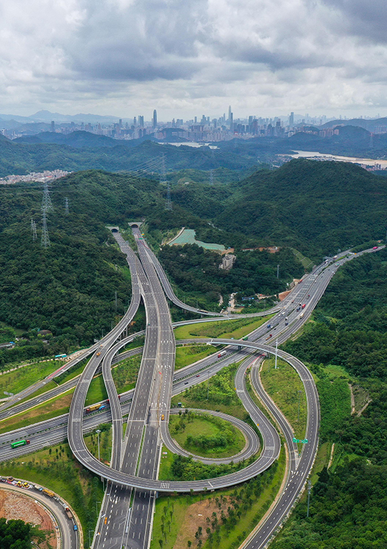 東部過境高速公路