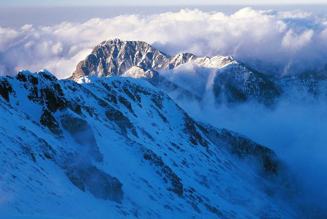 雪山北峰