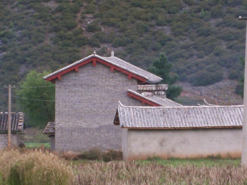 黑泥哨村