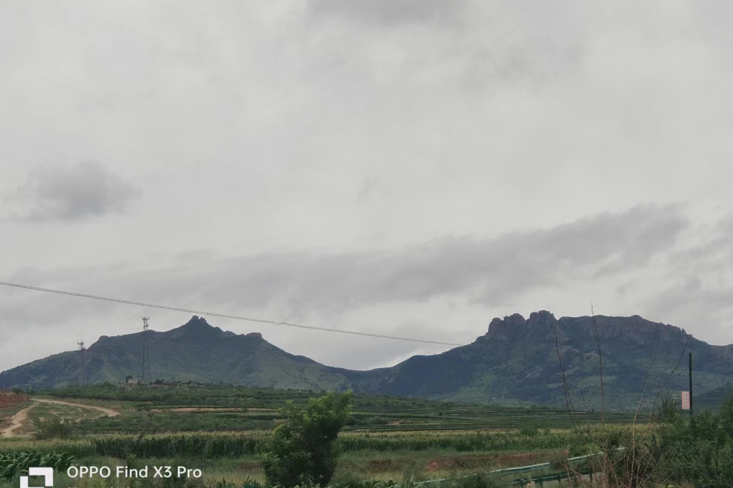 駱駝鞍山