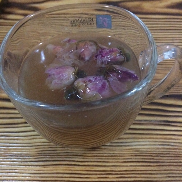 玫瑰阿膠蜂蜜茶飲