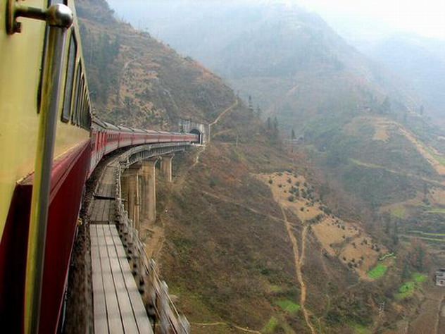 萬源大巴山隧道