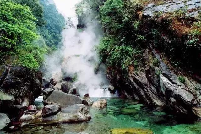 螺髻山群英大峽谷