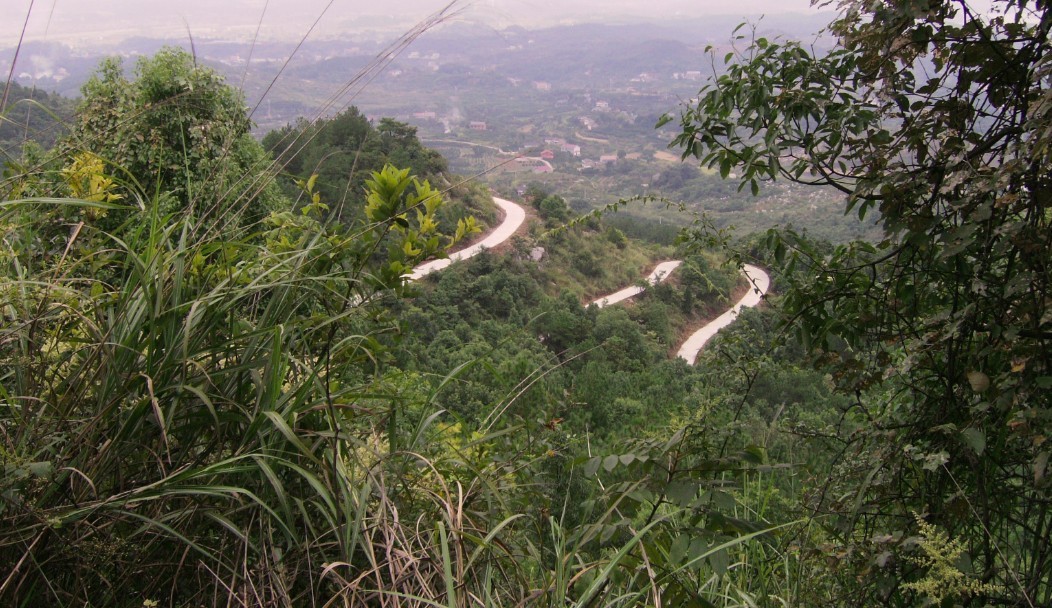 白雲層山