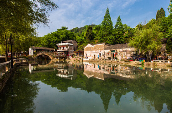 劉家橋村(雲南南澗縣無量山鎮下轄村)