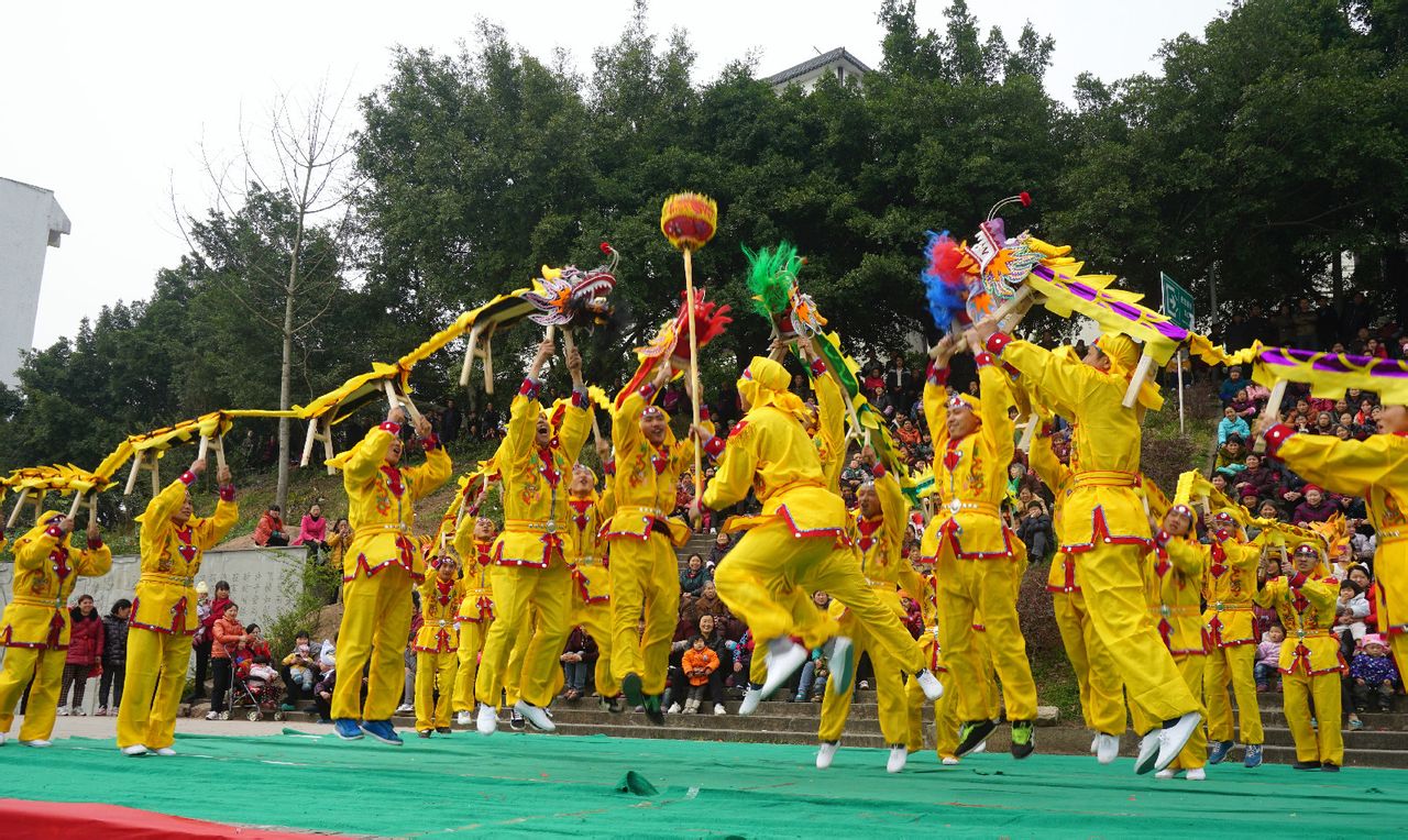 市級非遺項目—武陵板凳龍（程涌 攝）