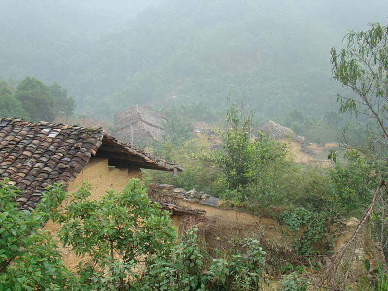 城子山新寨村