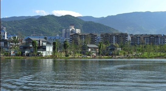 開縣濱湖公園一景