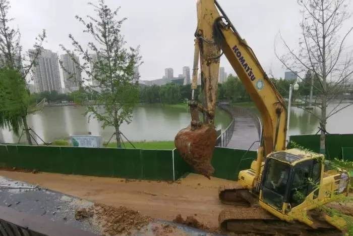 秦淮河河堤違建事件