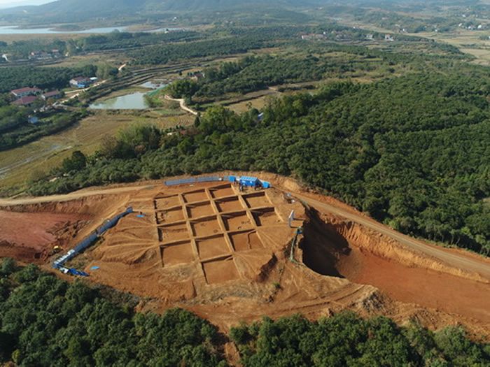 賀家嶺舊石器遺址