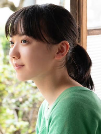 春心萌動的老屋緣廊(日本2022年蘆田愛菜、宮本信子主演的電影)