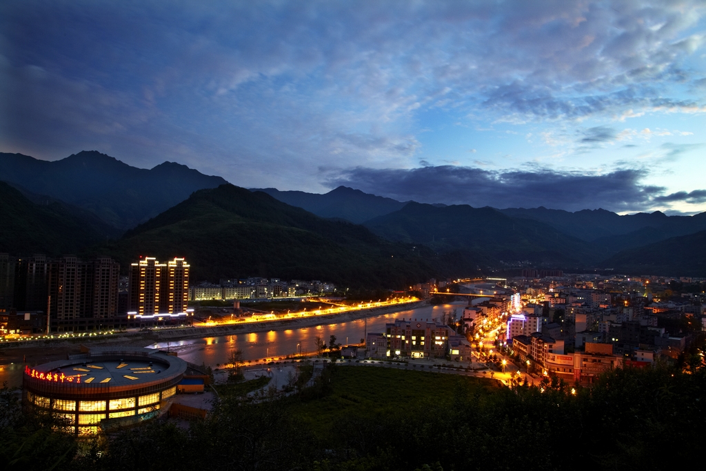 平武縣城夜景