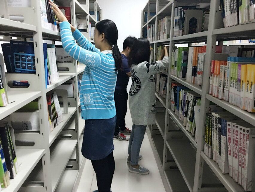 武漢工商學院圖書館志願者協會