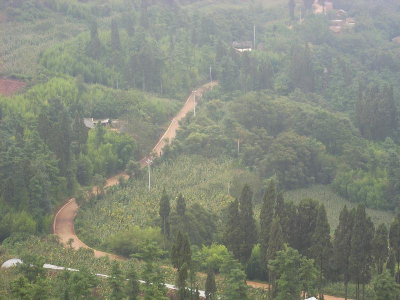 獅象村(雲南省昆明市西山區碧雞鎮下轄村)