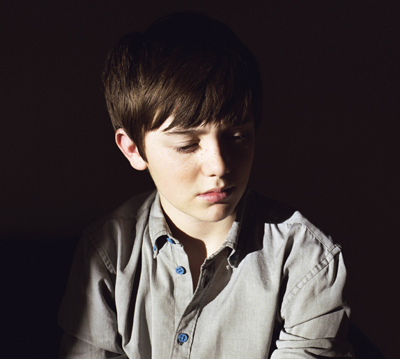 Greyson不笑的時候也很好看