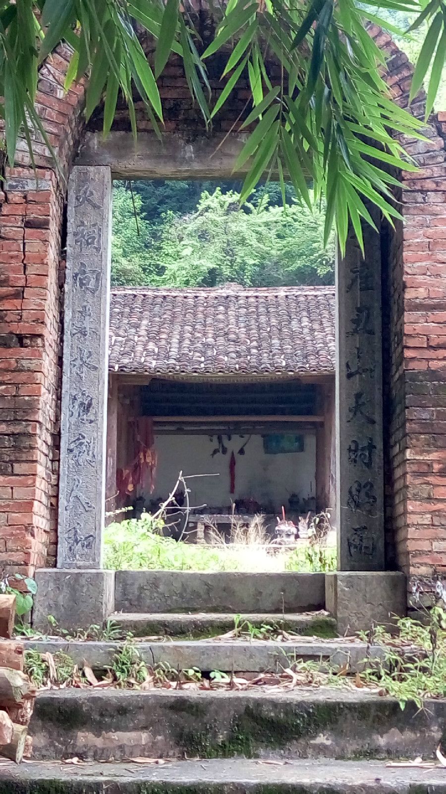 水川靈祠