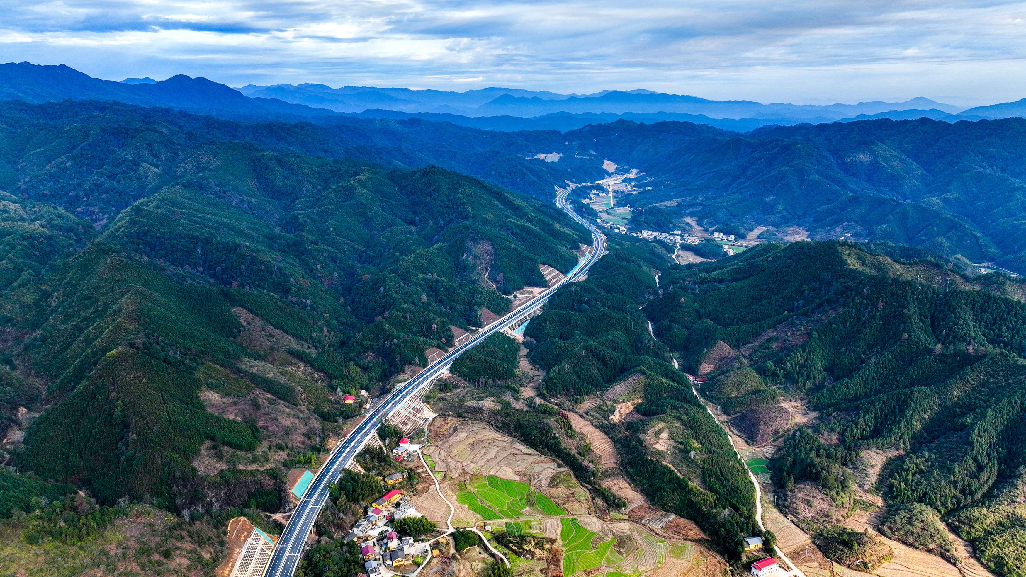 宜春—遂川高速公路