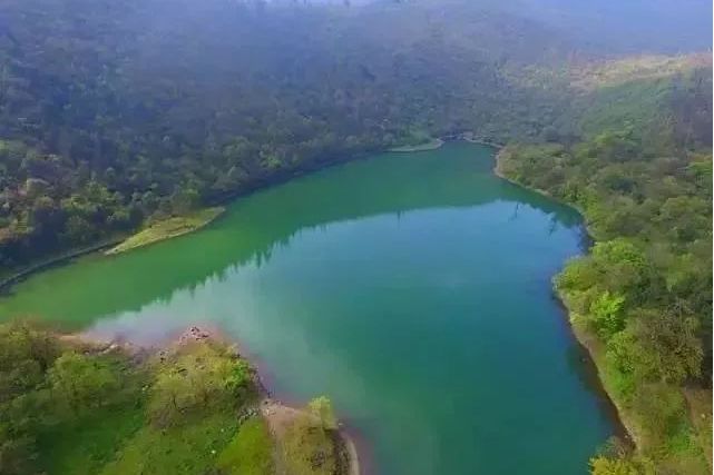 峨邊大小杜鵑池水利風景區