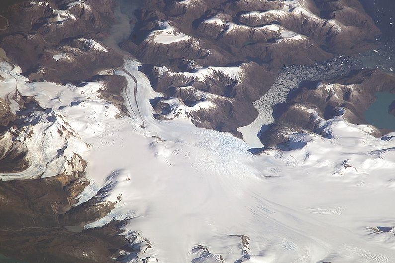 阿吉萊拉火山