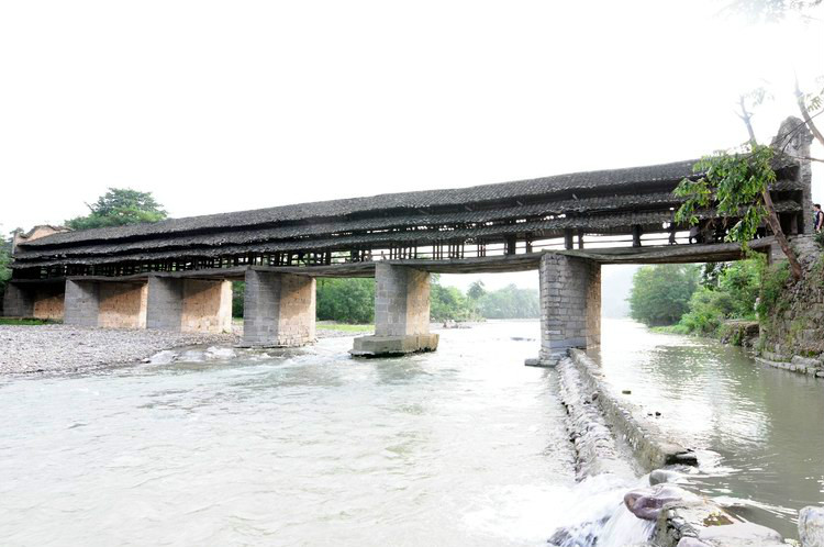 龍鳳客寨橋