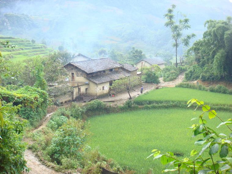 中寨自然村(母享鎮隴東村委會下轄自然村)