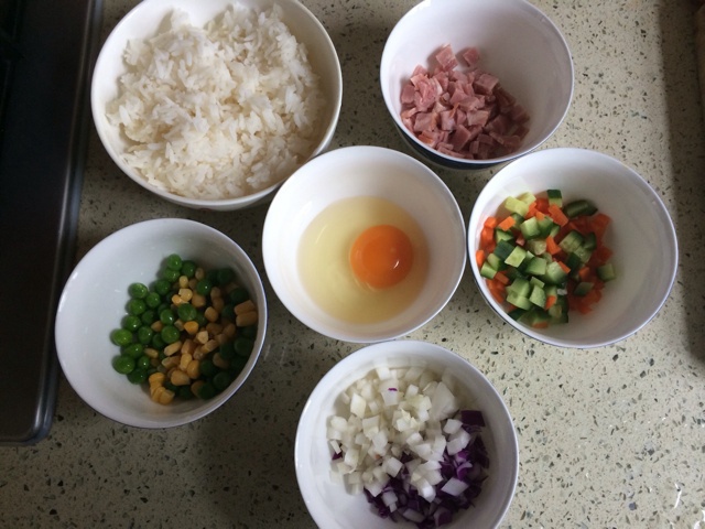 蔬菜培根蛋炒飯