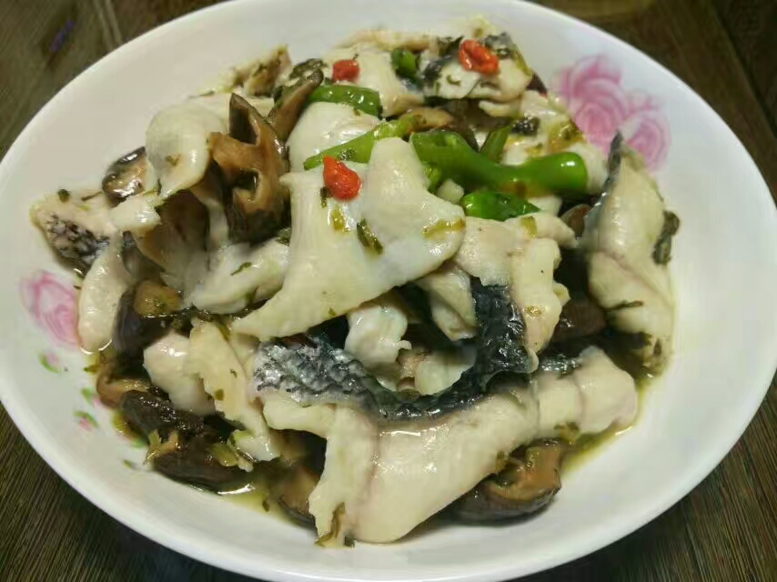 秘制鍋粑黑魚片