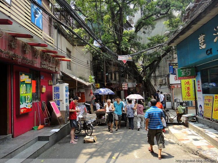 登峰村(湖南衡山縣望峰鄉下轄村)