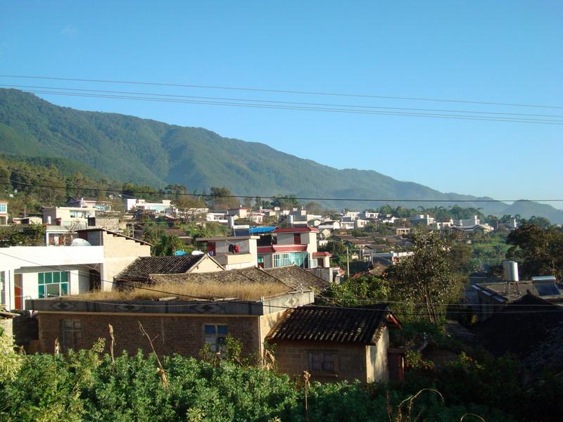 忙崗村(雲南省鳳慶縣營盤鎮忙崗村)