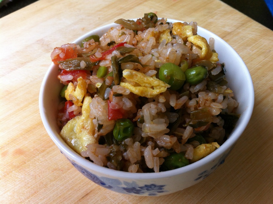 青豆番茄蛋炒飯