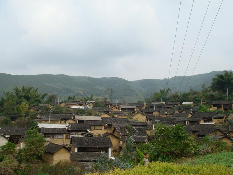 塘房村(雲南安寧市連然鎮下轄村)