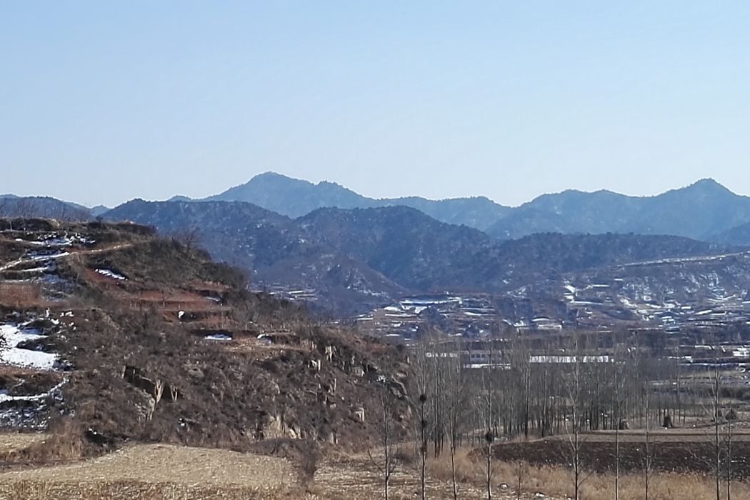 盤秀山(山西省長治市屯留區太岳山脈中段山脈)