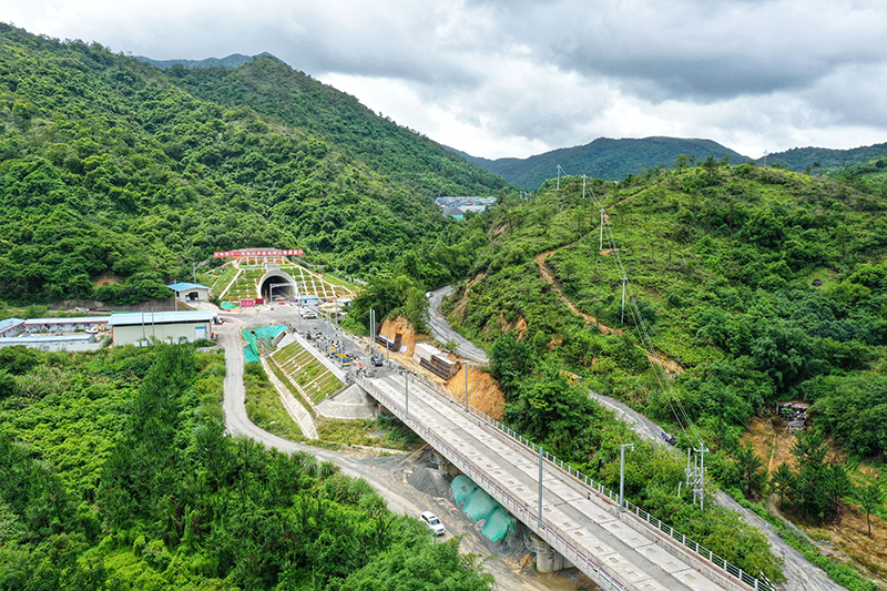 廣汕高速鐵路