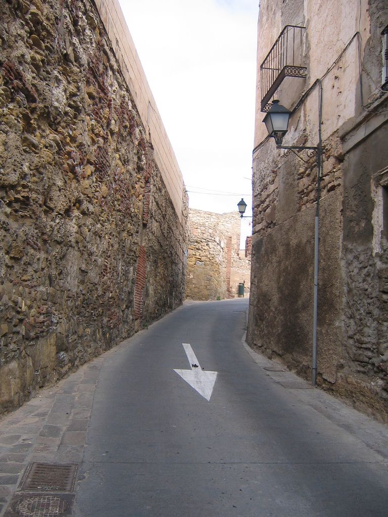 梅利利亞老城的街道