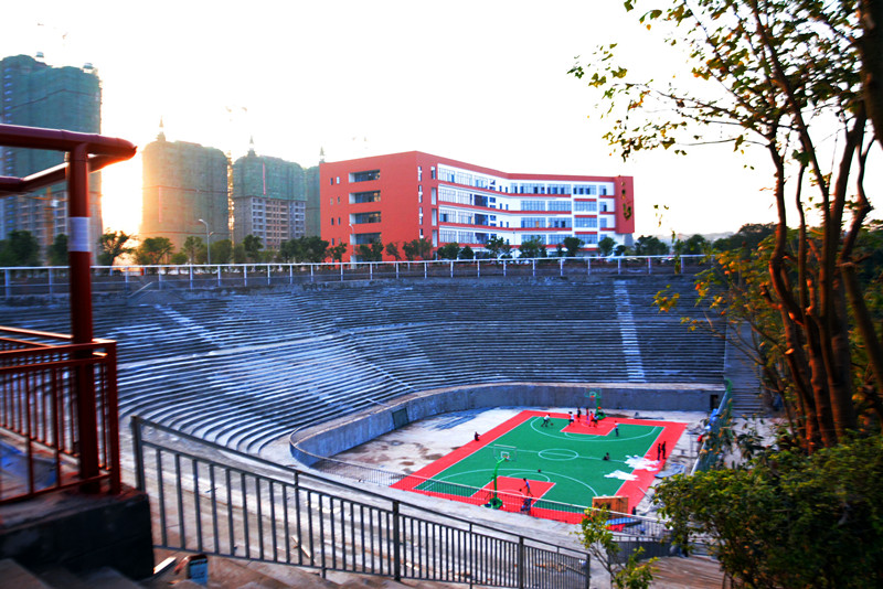 四川三河職業學院