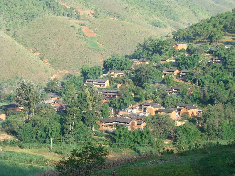 坡腳村(雲南省富民縣永定鎮黃坡村委會坡腳村)