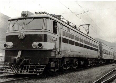 試驗中的韶山2型電力機車