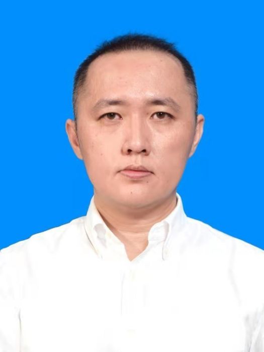 吳坤平(海南省海口市醫療保障局黨組成員、副局長)