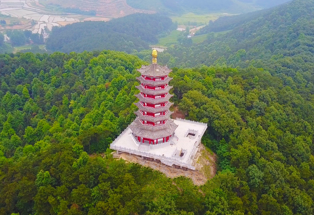 紫雲塔