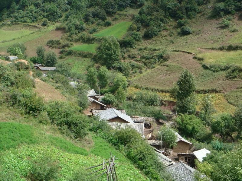 山背後下村